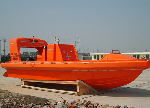 F.R.P Snelle reddingsboot met stijve romp - Rapid Rescue Boat (RRB)